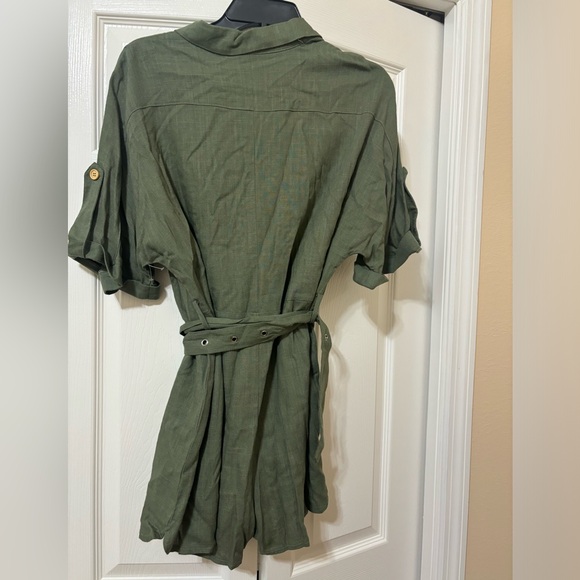 Mable linen army green romper with belt - Picture 3 of 6